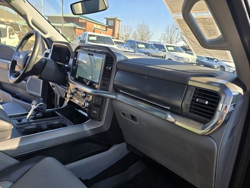 Used 2022 Ford F150 Lariat w/ FX4 Off-Road Package image 12