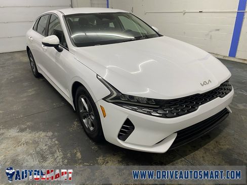 Used 2023 Kia K5 LXS image 1