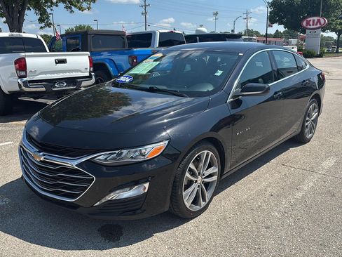 Used 2024 Chevrolet Malibu LT FWD image 3