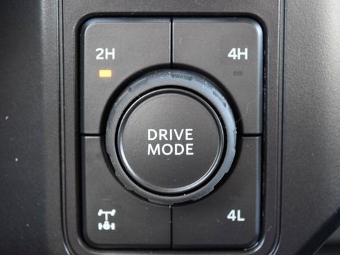 New 2026 Ford F350 XLT w/ XLT Premium Package image 16