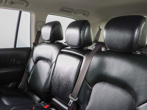 Used 2024 Nissan Armada SL RWD image 26