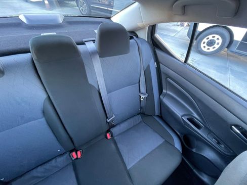 Used 2025 Nissan Versa SV image 36