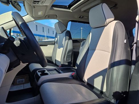 Certified 2025 Honda Odyssey Elite image 15