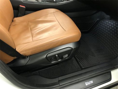 Used 2016 BMW X3 xDrive28d image 33