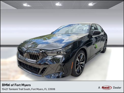 New 2026 BMW 530i w/ M Sport Package RWD image 1