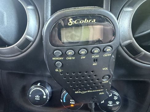 Used 2014 Jeep Wrangler Sport w/ Connectivity Group image 19