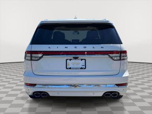 Used 2023 Lincoln Aviator Black Label AWD/4WD image 6