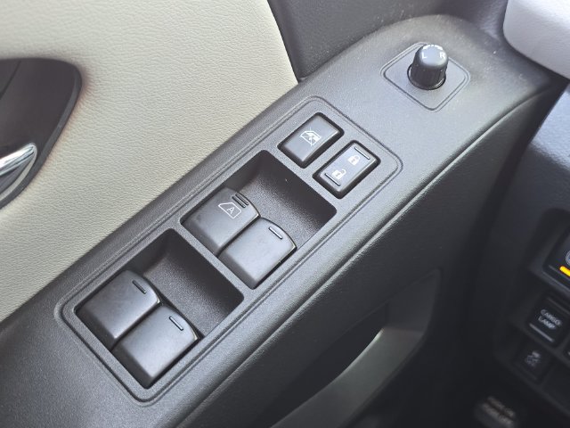 Certified 2025 Nissan Frontier SV AWD/4WD image 25