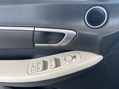 Used 2023 Hyundai Sonata SEL FWD image 9