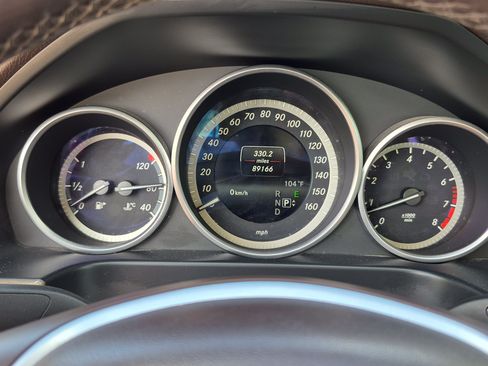 Used 2016 Mercedes-Benz E 350 Sedan w/ Premium Package image 35