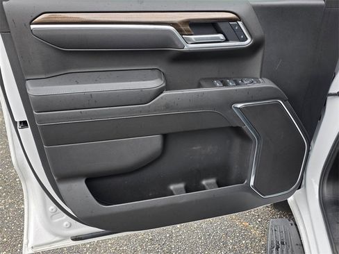 Used 2025 Chevrolet Silverado 1500 LT w/ All Star Edition Plus image 30