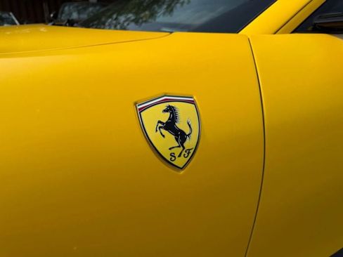 Used 2022 Ferrari Roma image 31