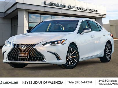 Certified 2023 Lexus ES 250 w/ Premium Package