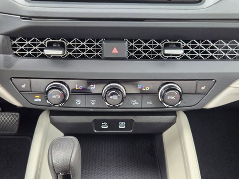 Certified 2025 Honda Accord SE image 17