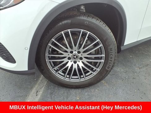 Used 2024 Mercedes-Benz GLC 300 4MATIC image 35