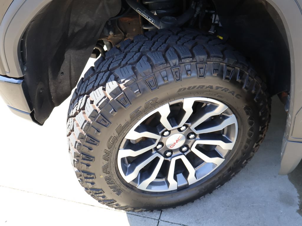 Certified 2023 GMC Sierra 1500 AT4 w/ AT4 Premium Package AWD/4WD image 47