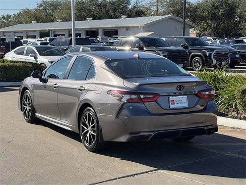 Certified 2024 Toyota Camry SE w/ Blackout Package (TMS) image 5