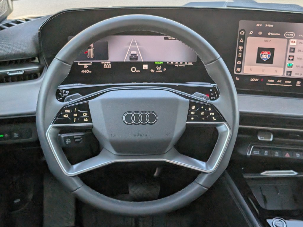 Used 2026 Audi Q3 quattro 2.0T w/ Driver Assistance Package AWD/4WD image 12