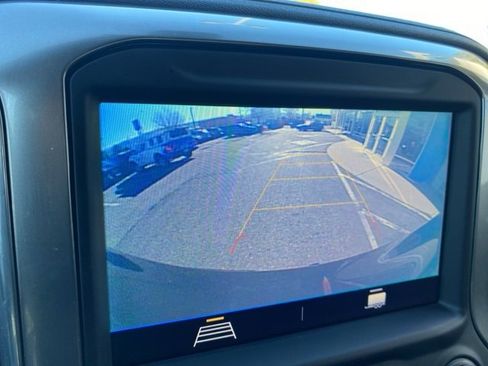 Used 2021 Chevrolet Silverado 1500 LT Trail Boss image 16