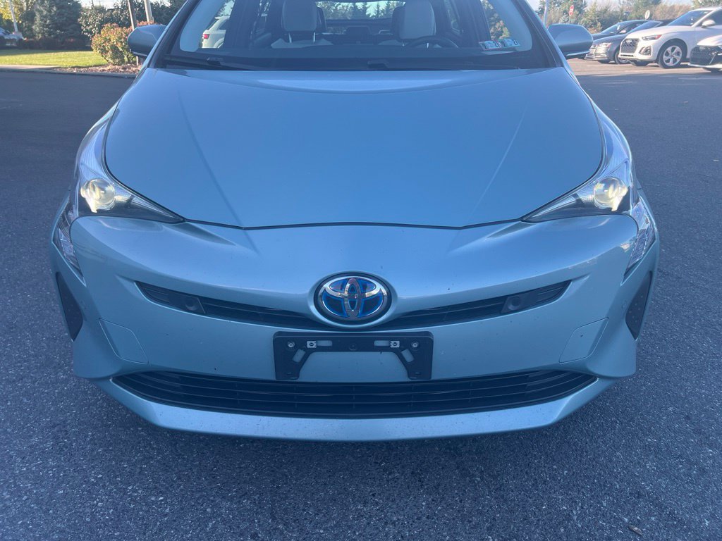 Used 2018 Toyota Prius Four w/ Advanced Technology Package FWD image 2