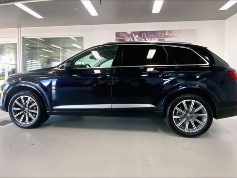 Used 2018 Audi Q7 3.0T Prestige AWD/4WD image 3
