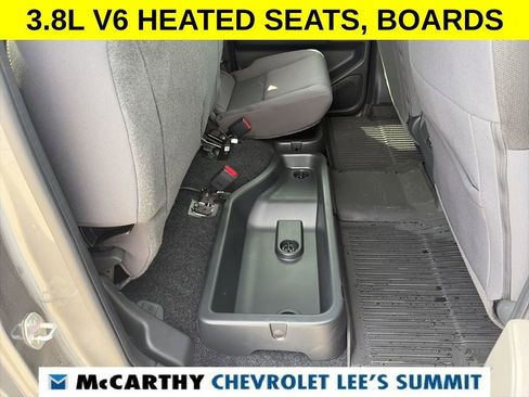 Used 2025 Nissan Frontier SV w/ SV Convenience Package image 41