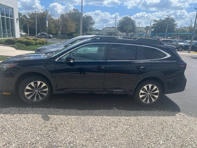 Used 2023 Subaru Outback Limited XT AWD/4WD image 2