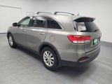 Used 2016 Kia Sorento LX w/ LX Convenience Package image 5