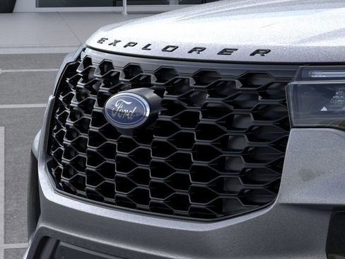 New 2026 Ford Explorer ST-Line w/ ST-Line Street Pack image 17
