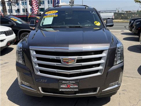 Used 2017 Cadillac Escalade Premium Luxury AWD/4WD image 8