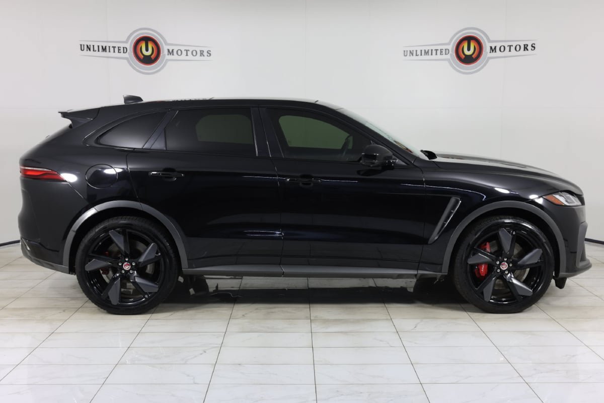 Used 2021 Jaguar F-PACE SVR AWD/4WD image 2