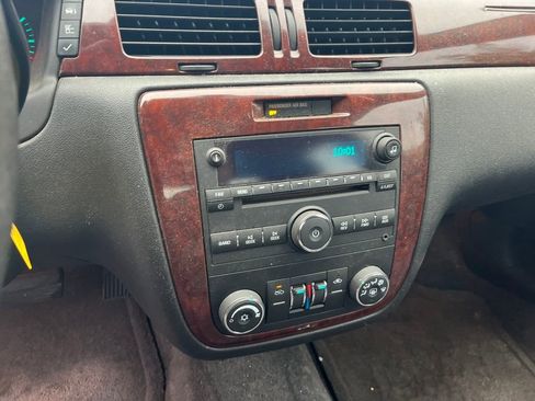 Used 2010 Chevrolet Impala LS image 26