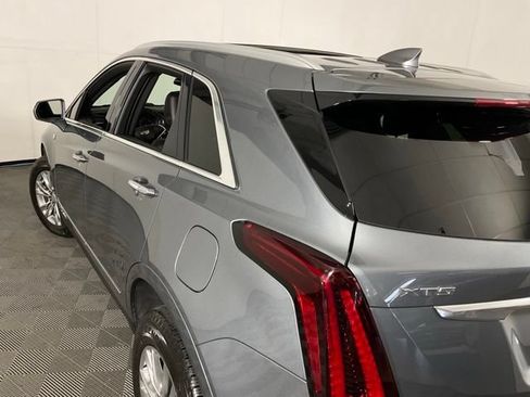 Used 2020 Cadillac XT5 Premium Luxury FWD image 36