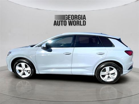 Used 2022 Audi Q4 e-tron Prestige image 2