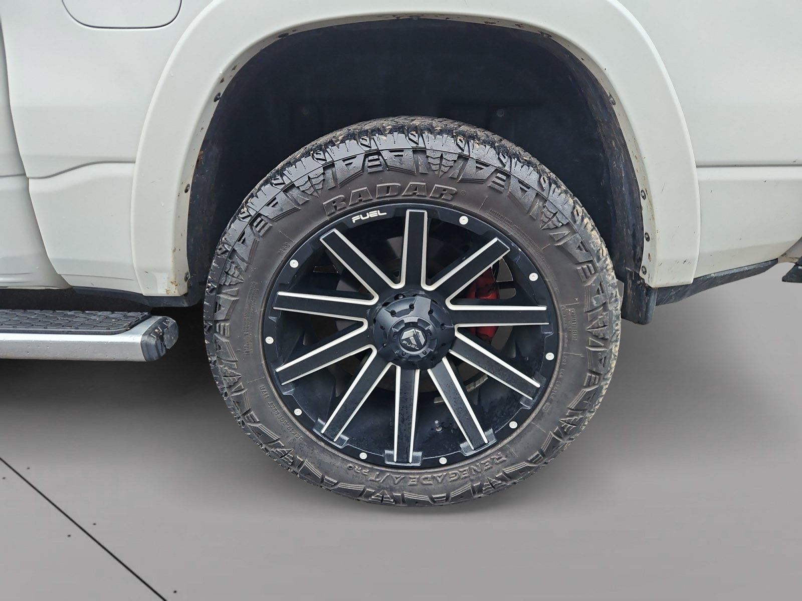 Used 2019 RAM 1500 Laramie RWD image 15