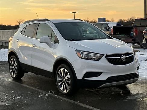 Used 2022 Buick Encore Preferred w/ Safety Package image 30