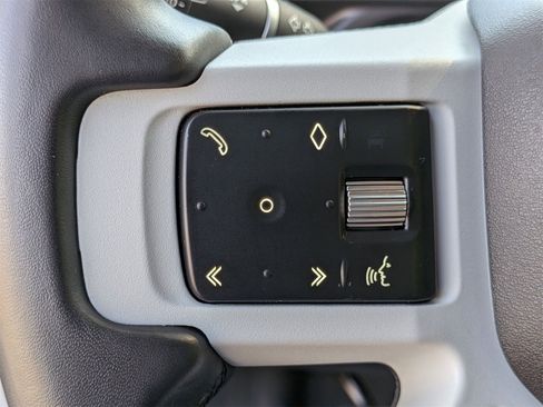 Used 2023 Land Rover Defender 90 S image 18