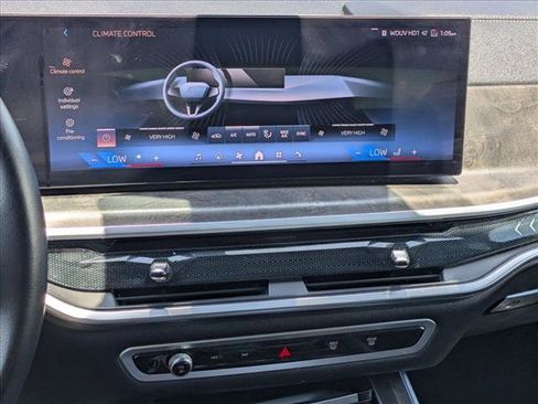 Used 2024 BMW X5 xDrive40i AWD/4WD image 15
