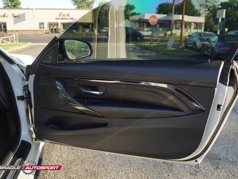Used 2016 BMW M4 Coupe RWD image 22