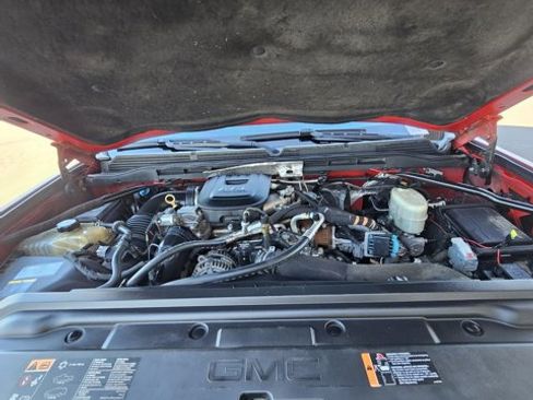 Used 2016 GMC Sierra 2500 SLT w/ Duramax Plus Package image 10
