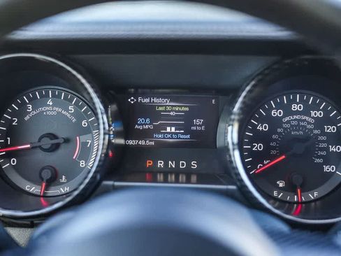 Used 2016 Ford Mustang Coupe RWD image 22