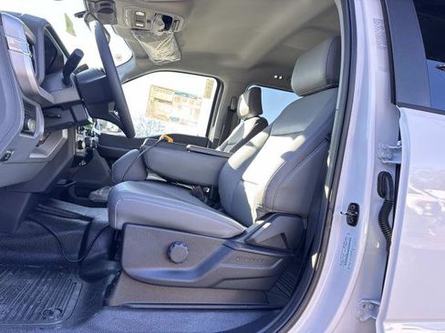 New 2026 Ford F550 4x4 Crew Cab image 7