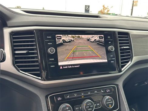 Used 2019 Volkswagen Atlas SEL image 19