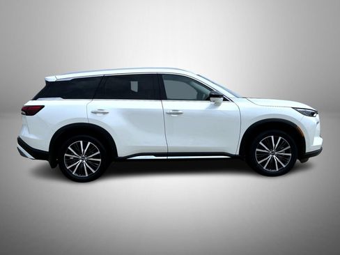 Certified 2023 INFINITI QX60 Sensory w/ Vision Package AWD/4WD image 4