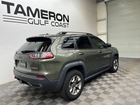 Used 2019 Jeep Cherokee Trailhawk AWD/4WD image 18