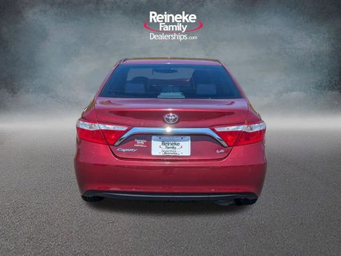 Used 2016 Toyota Camry LE FWD image 6