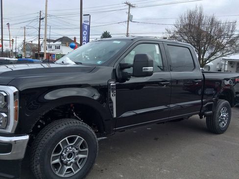 New 2026 Ford F350 Lariat w/ FX4 Off-Road Package image 7