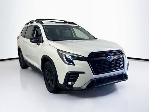 Used 2023 Subaru Ascent Onyx Edition Limited AWD/4WD image 3