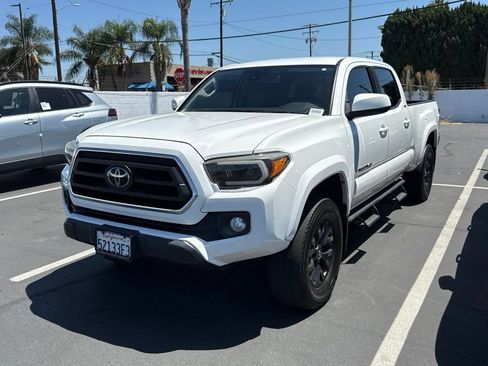 Used 2021 Toyota Tacoma SR5 RWD image 2