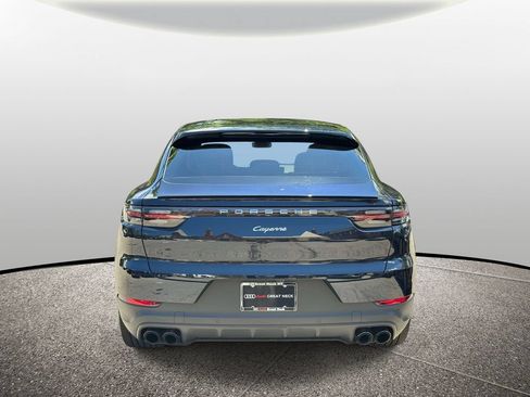 Used 2022 Porsche Cayenne Platinum Edition AWD/4WD image 21